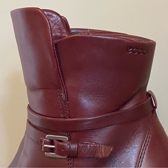 Ecco High Heel Ankle Boots - Picture 6 of 7